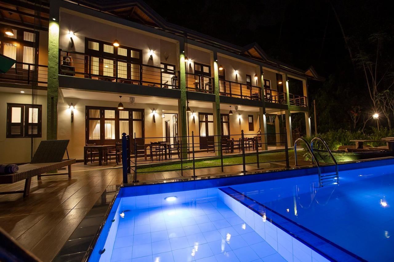 Huluganga Ridge, Kandy Karalliyadda Exterior foto